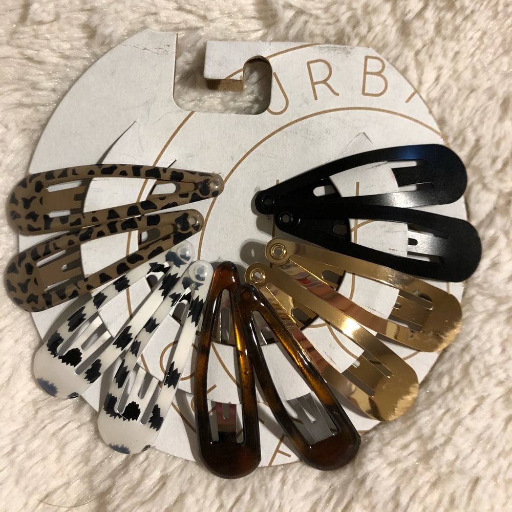 UO Hair Clips